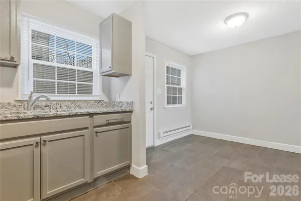 $1,100 | 321 South Gardner Avenue, Unit 2, Charlotte, NC 28208