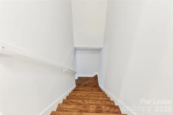 $1,100 | 321 South Gardner Avenue, Unit 2, Charlotte, NC 28208