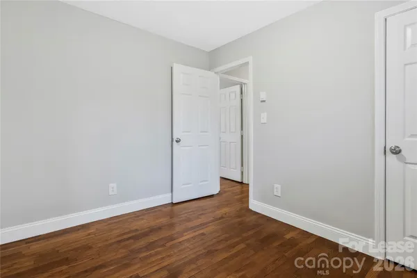 $1,100 | 321 South Gardner Avenue, Unit 2, Charlotte, NC 28208
