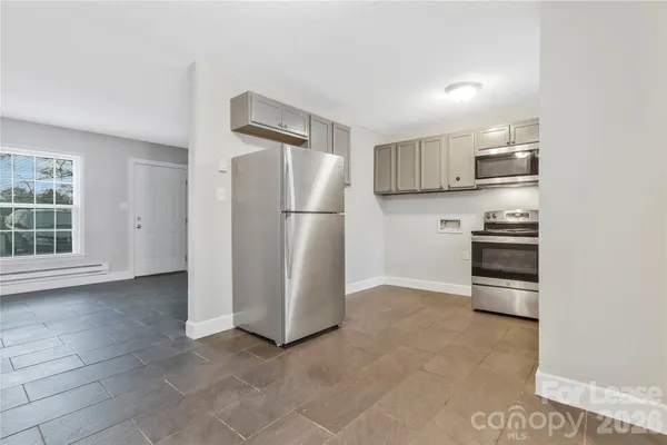$1,100 | 321 South Gardner Avenue, Unit 2, Charlotte, NC 28208
