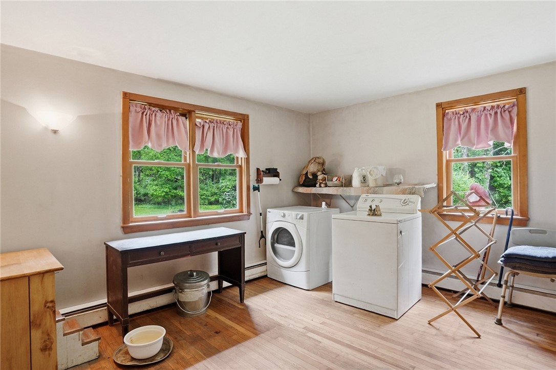 1556 Harkney Hill Road Coventry, RI 02816 - Photo 32 of 41