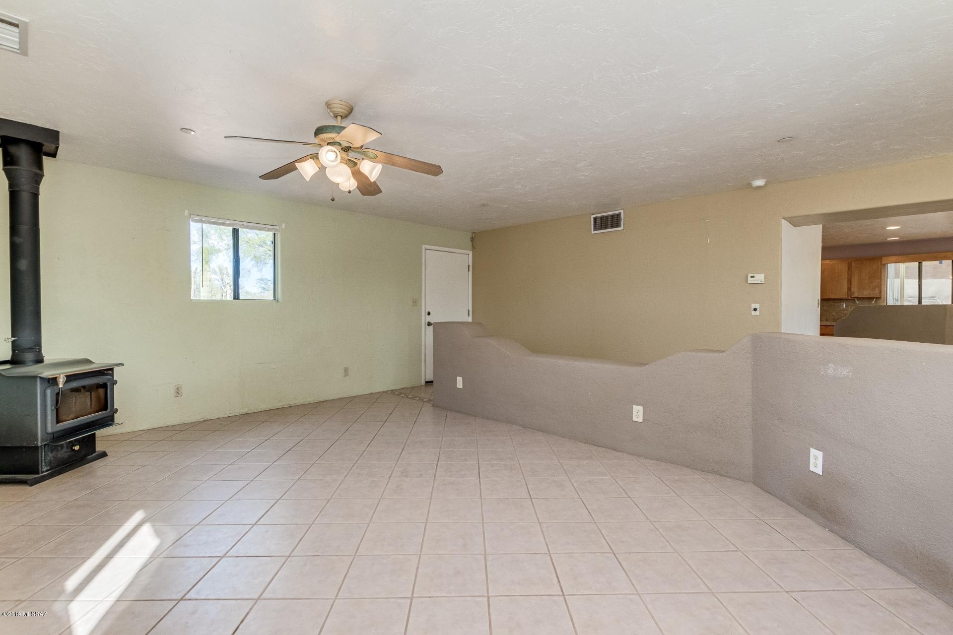 38383 South Bluebell Road Marana, AZ 85658 - Photo 5 of 19