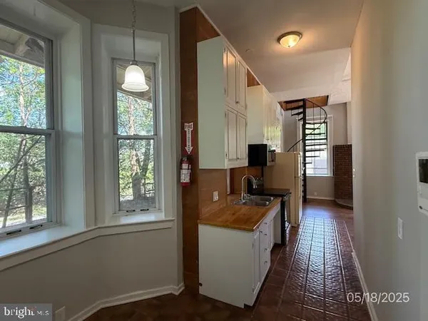 $260,000 | 16 Railroad Place, Pennington, NJ 08534