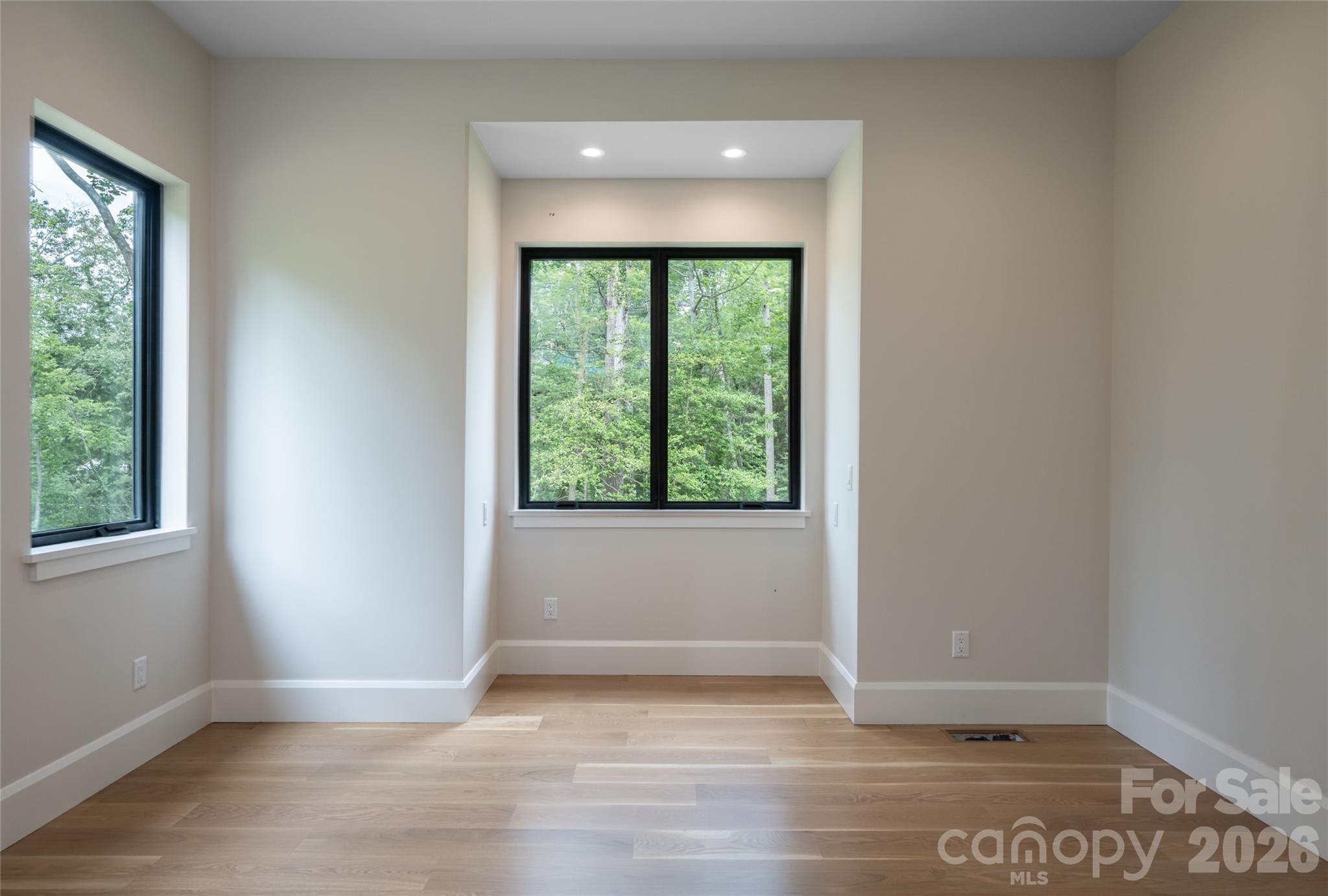 33 Busbee Road Asheville, NC 28803 - Photo 37 of 48 Gallery Image 37