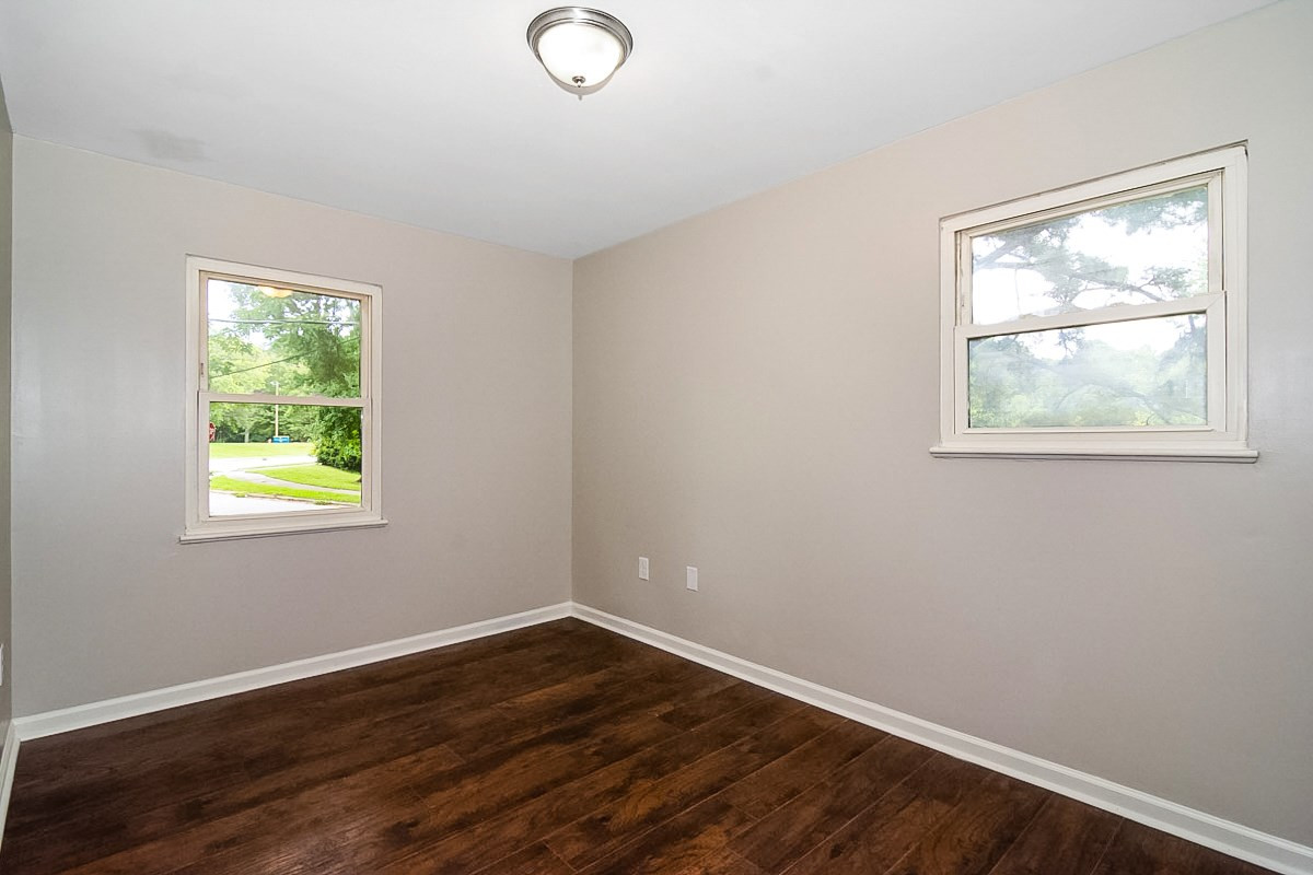 2516 Sanderford Road Raleigh, NC 27610 - Photo 15 of 23 Photo 15