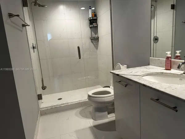 $4,500 | 500 Brickell Avenue, Unit 3307, Miami, FL 33131