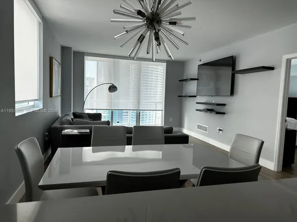 $4,500 | 500 Brickell Avenue, Unit 3307, Miami, FL 33131