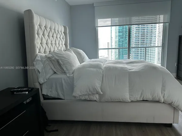 $4,500 | 500 Brickell Avenue, Unit 3307, Miami, FL 33131