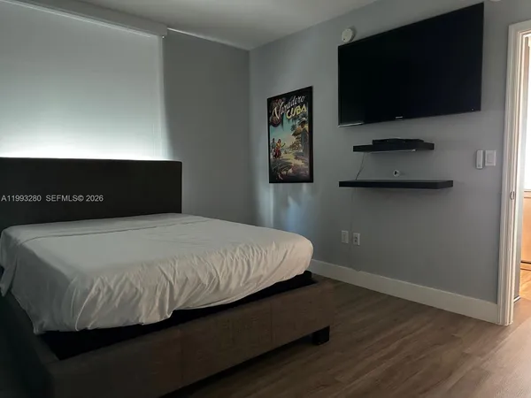 $4,500 | 500 Brickell Avenue, Unit 3307, Miami, FL 33131