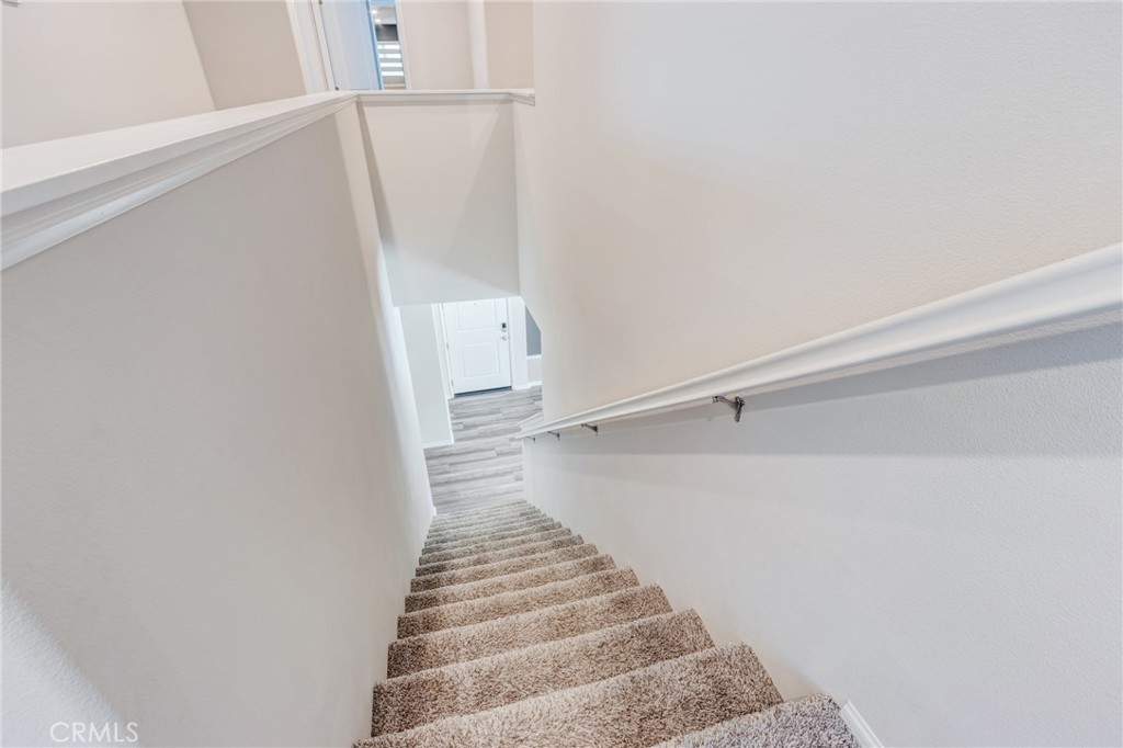 36469 Shine Drive Winchester, CA 92596 - Photo 15 of 73 a view of entryway