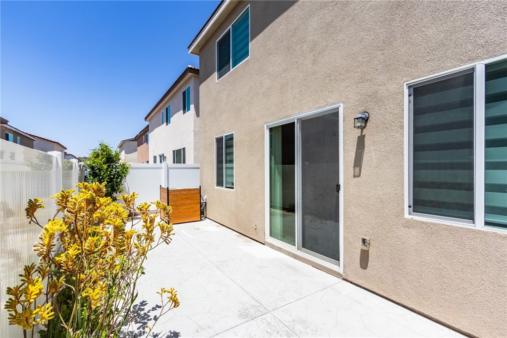 36469 Shine Drive Winchester, CA 92596 - Photo 39 of 73 a view of a entryway