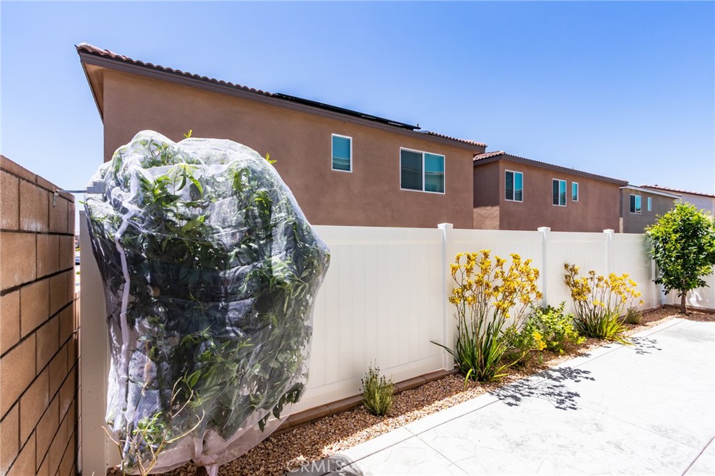36469 Shine Drive Winchester, CA 92596 - Photo 44 of 73 a front view of a house with garden