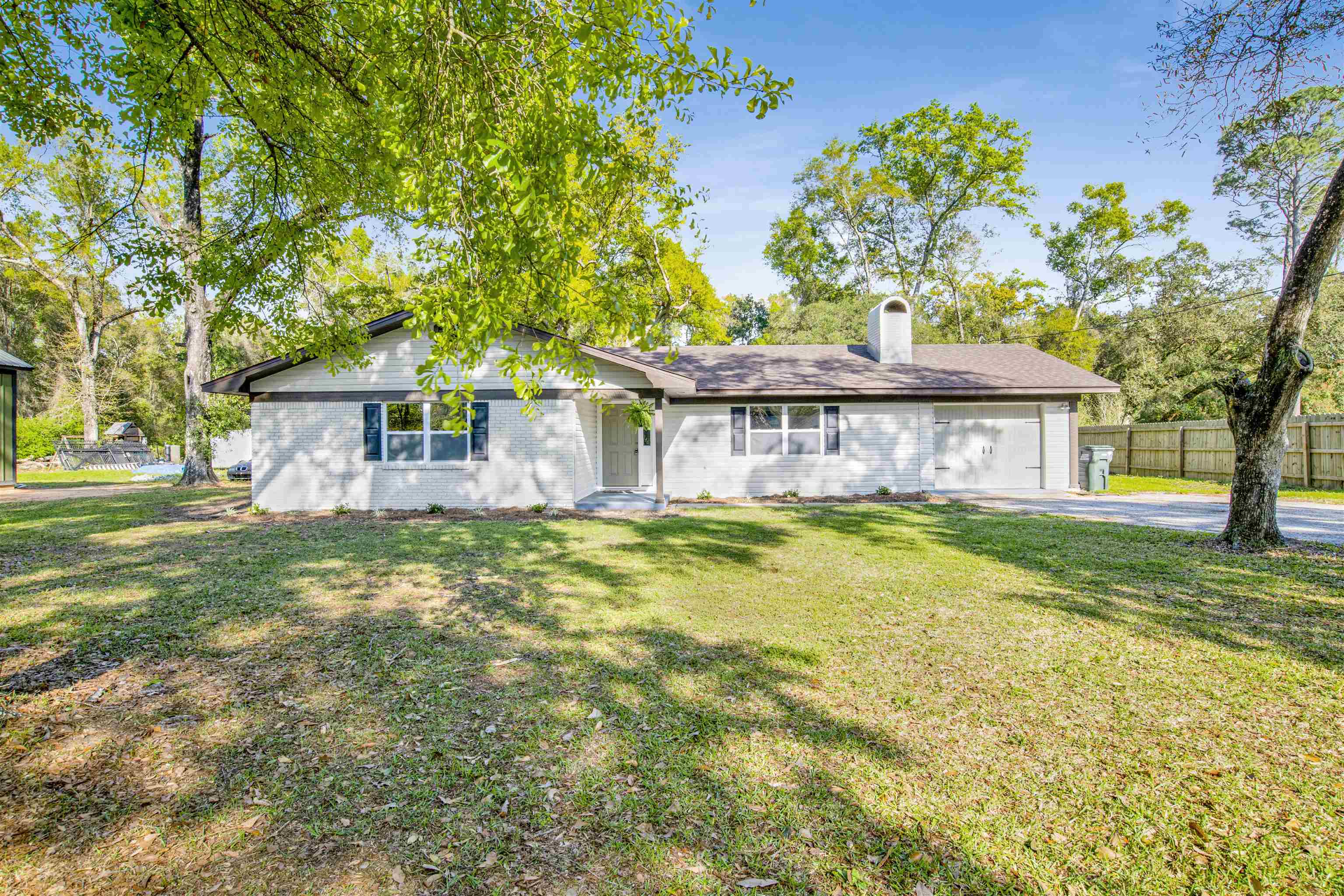 10182 Pineview Drive Foley, AL 36535 - Photo 1 of 25