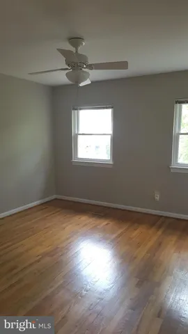 $2,950 | 905 Little Street, Alexandria, VA 22301