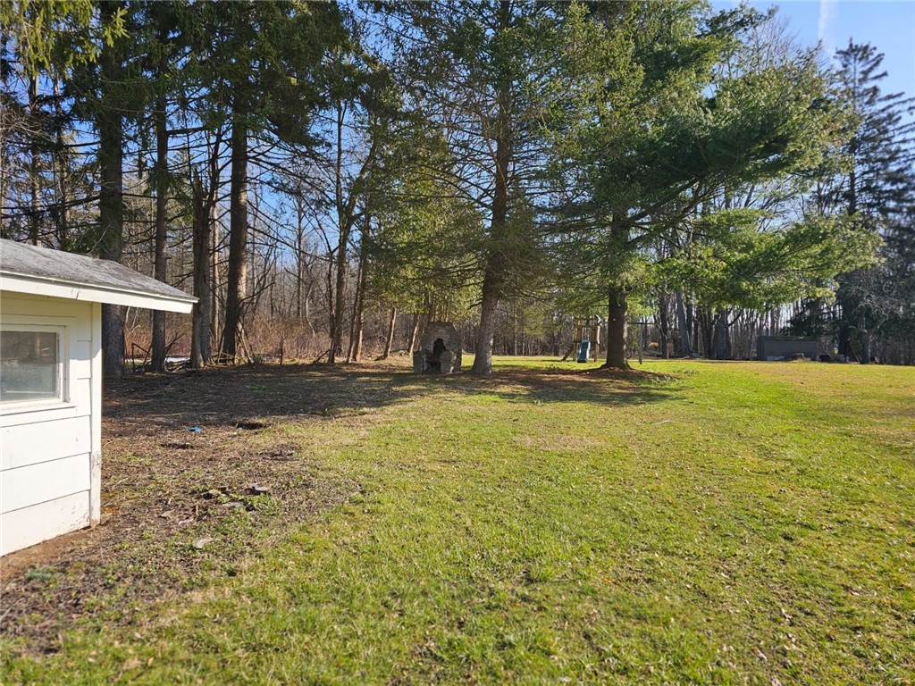 6972 Owasco Road Owasco, NY 13021 - Photo 25 of 27 Absolutely huge back yard!