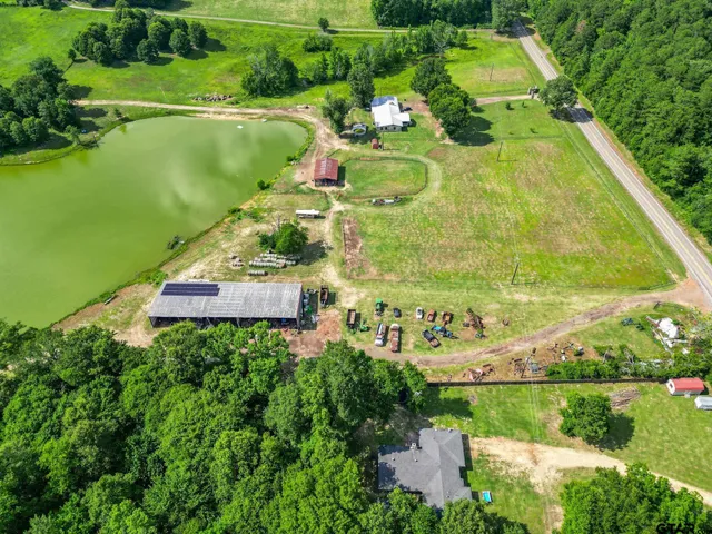 $899,900 | 2711 Farm To Market Road 250, Hughes Springs, TX 75656