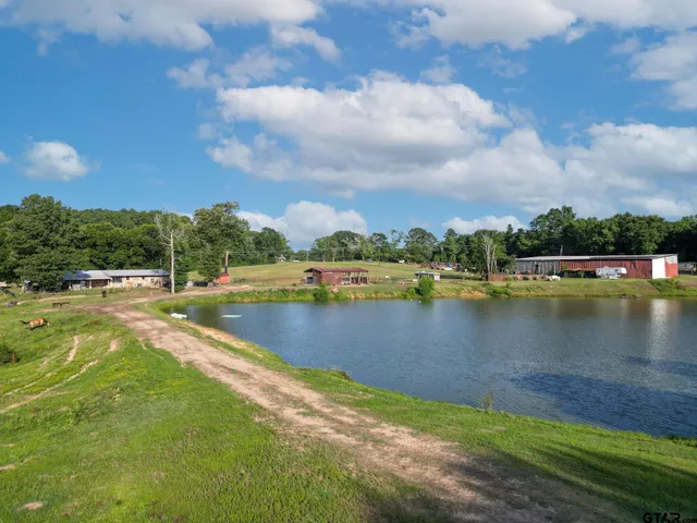 $899,900 | 2711 Farm To Market Road 250, Hughes Springs, TX 75656