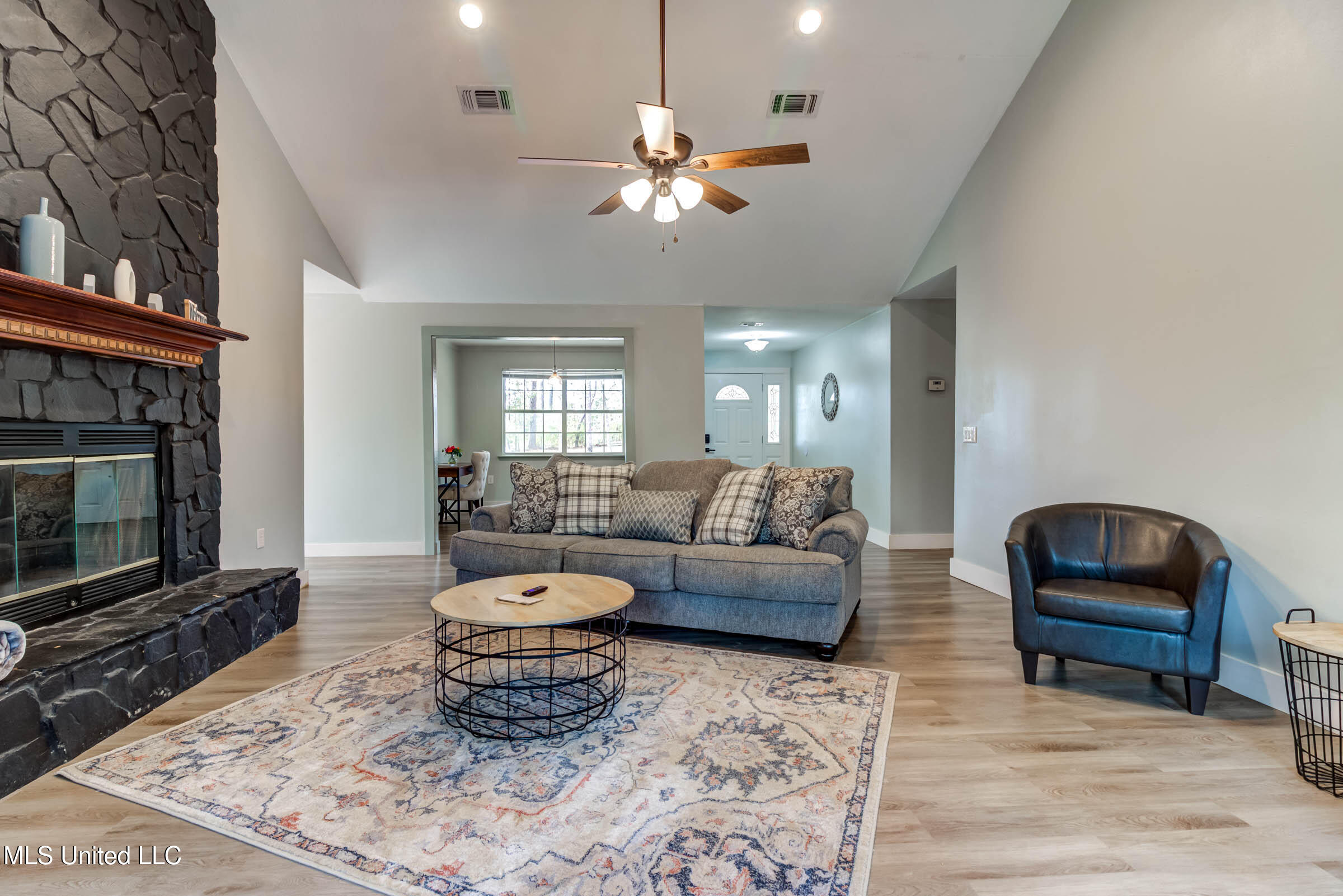 12522 Wolf River Road Gulfport, MS 39503 - Photo 11 of 53 12522 Wolf River (23)