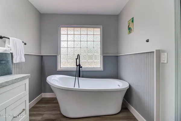 $319,999 | 12522 Wolf River Road, Gulfport, MS 39503