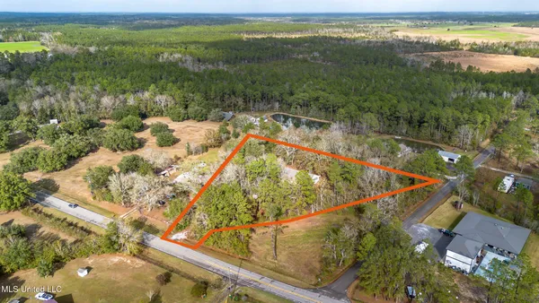 $319,999 | 12522 Wolf River Road, Gulfport, MS 39503