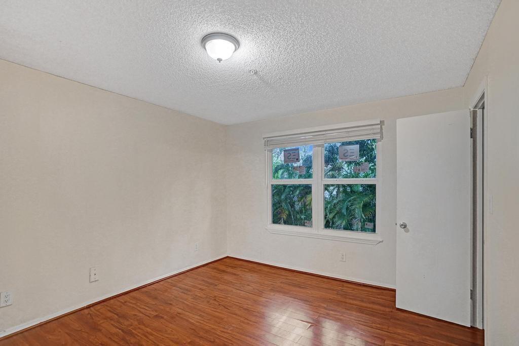 2301 North Congress Avenue, Unit 27 Boynton Beach, FL 33426 - Photo 25 of 39 26