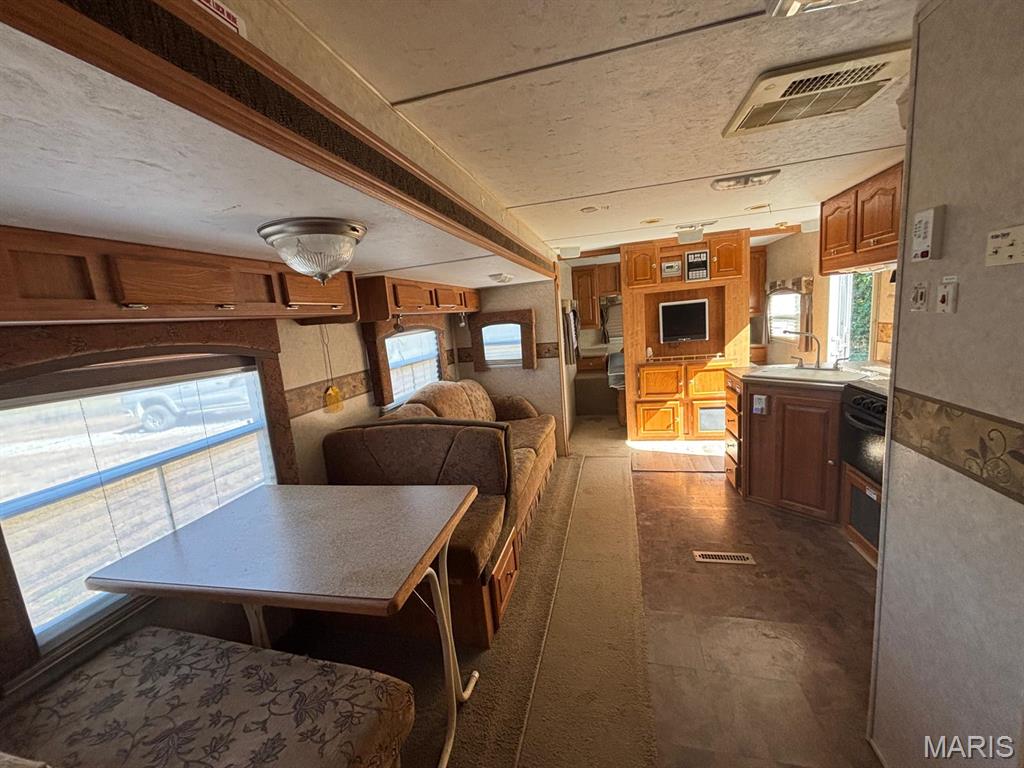 30 Leo Lane Perry, MO 63462 - Photo 9 of 21