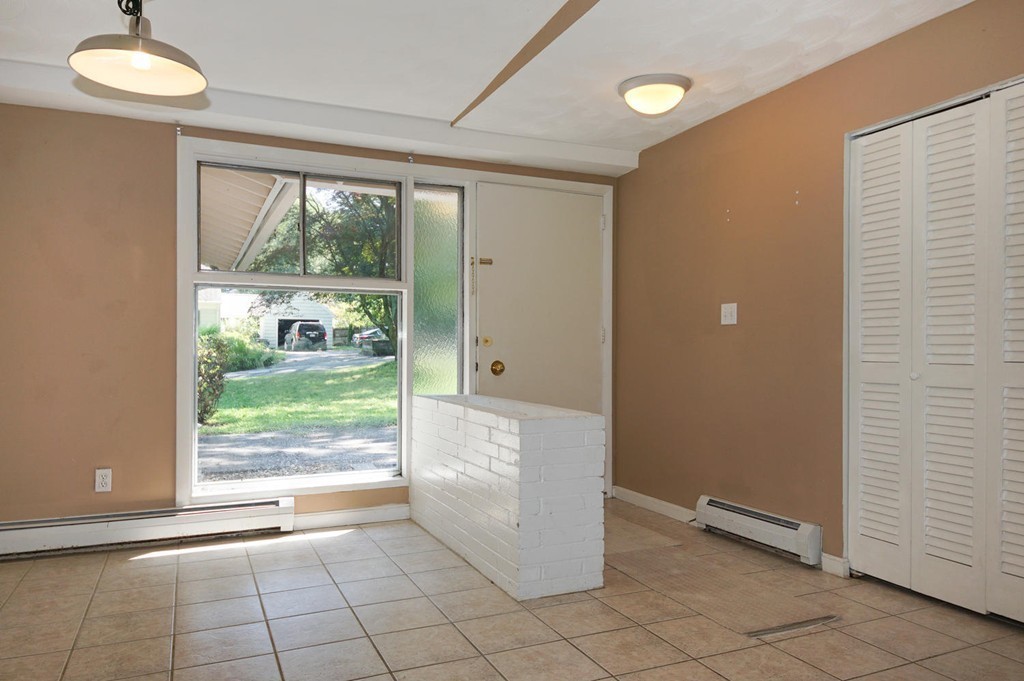 27 Cherry Road Framingham, MA 01701 - Photo 4 of 12