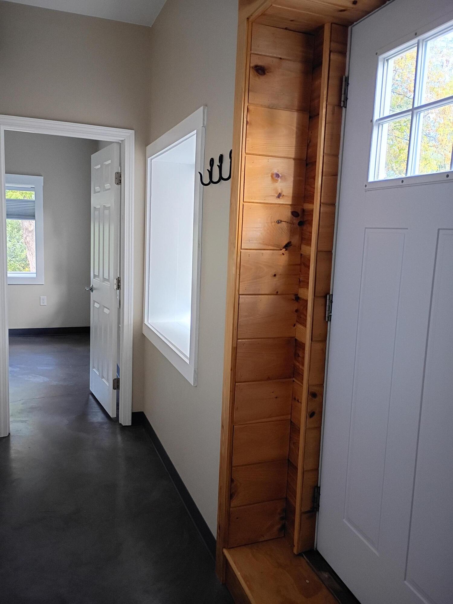 372 Old County Road Hampden, ME 04444 - Photo 8 of 32 unit1 entrance
