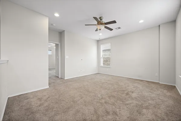 $2,800 | 17401 Silent Harbor Loop, Pflugerville, TX 78660