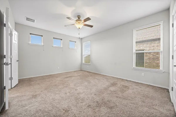 $2,800 | 17401 Silent Harbor Loop, Pflugerville, TX 78660