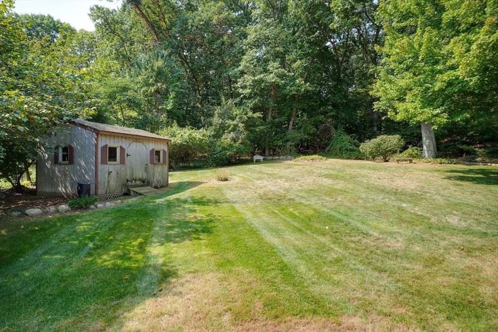 10 Town Line Road Burlington, MA 01803 - Photo 6 of 33 Gallery Image 6