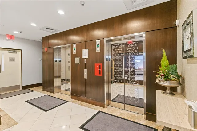 $640,000 | 1 West Exchange Street, Unit 2602, Providence, RI 02903