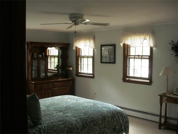 87 Lexington Road Dracut, MA 01826 - Photo 10 of 13 Gallery Image 10