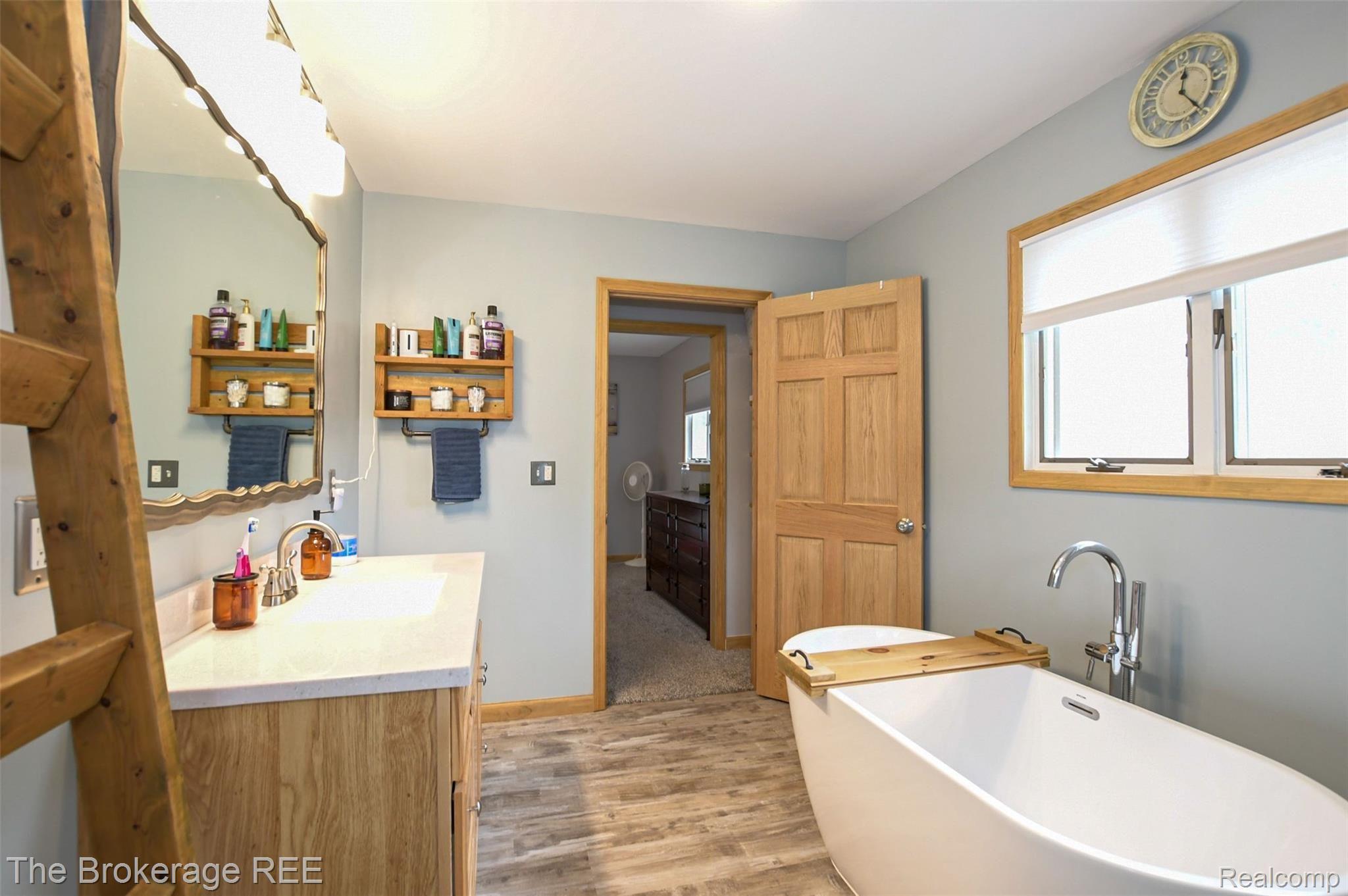9049 Rhodes Road Goodrich, MI 48438 - Photo 21 of 37 DSC_1138.jpg