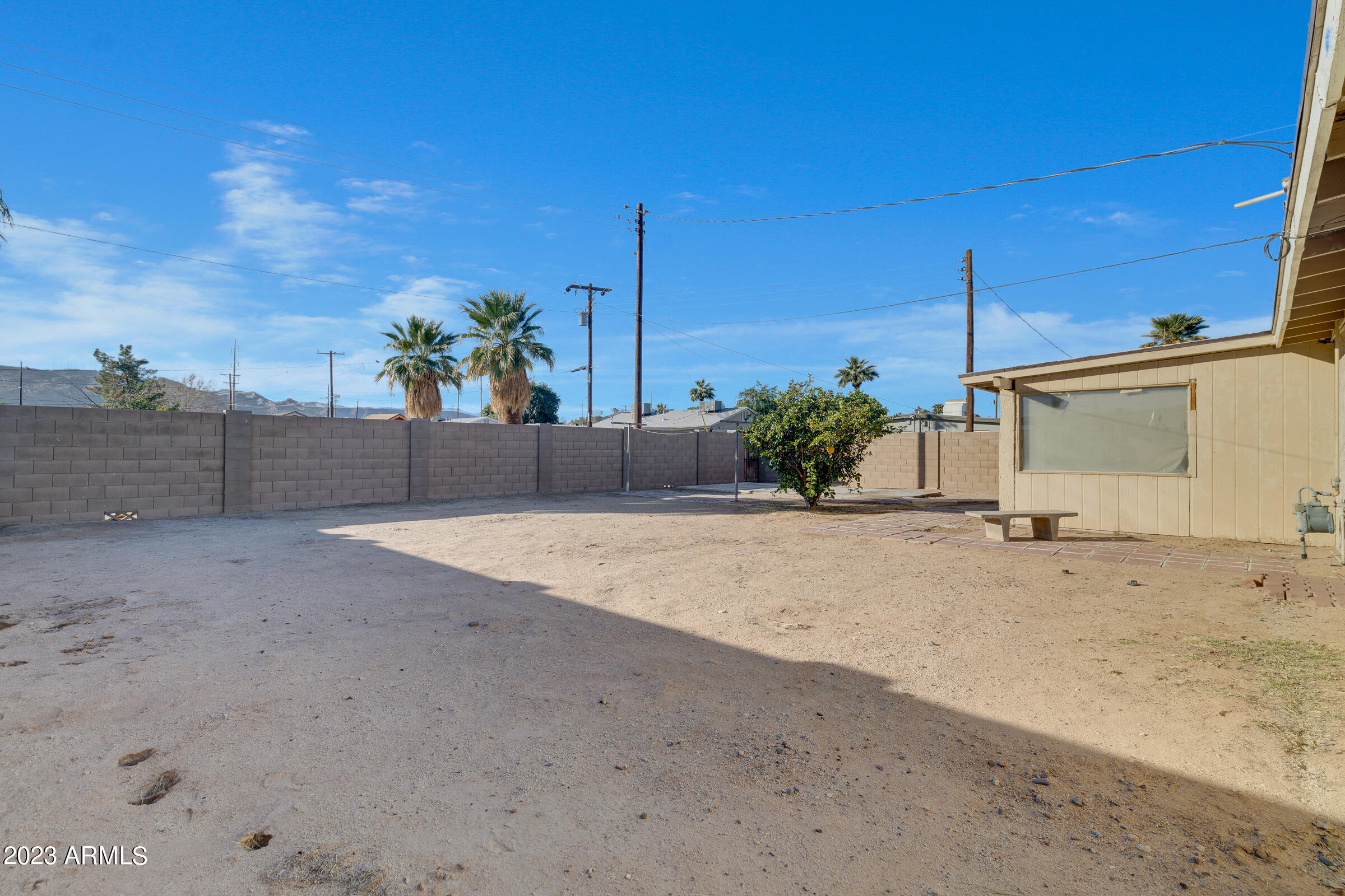 911 East Carter Road Phoenix, AZ 85042 - Photo 21 of 22 911 E Carter Rd-22