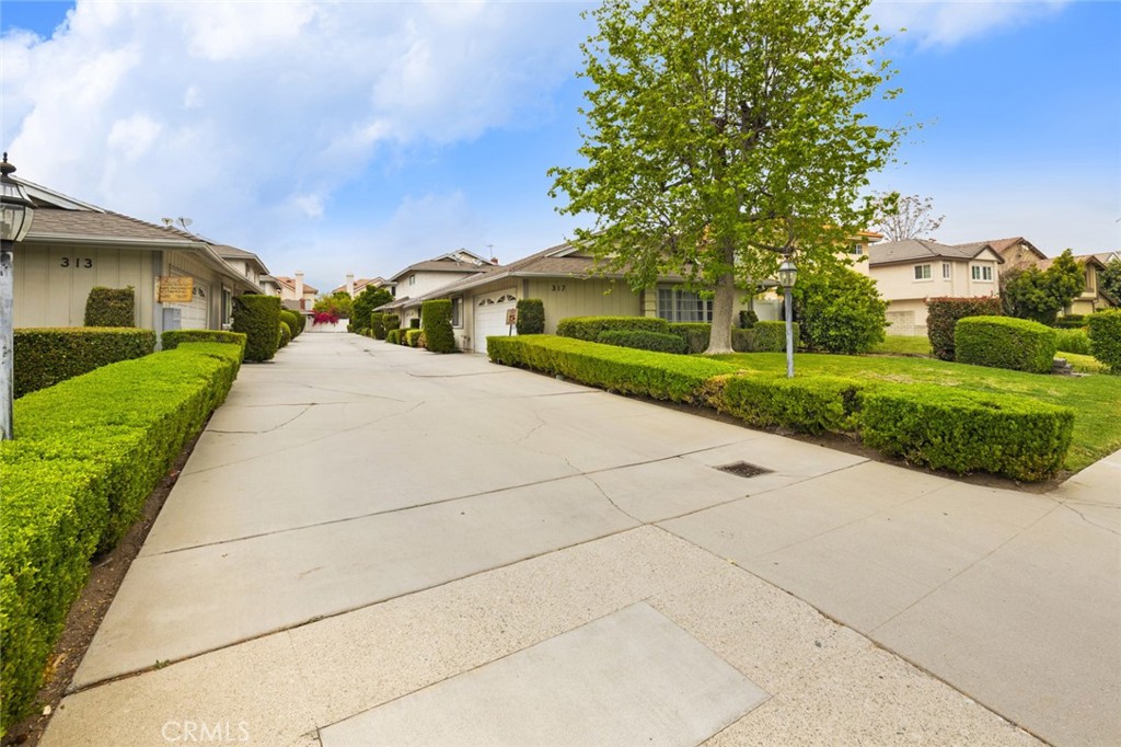 317 East Duarte Road, Unit 4 Arcadia, CA 91006 - Photo 1 of 31