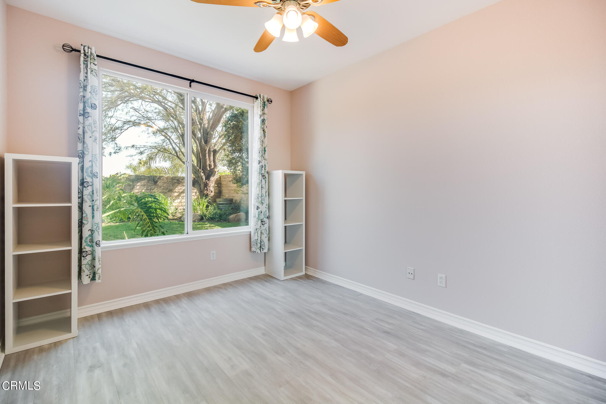 13625 Silver Oak Lane Moorpark, CA 93021 - Photo 25 of 44 13625 Silver Oak Ln - HsHProd-16