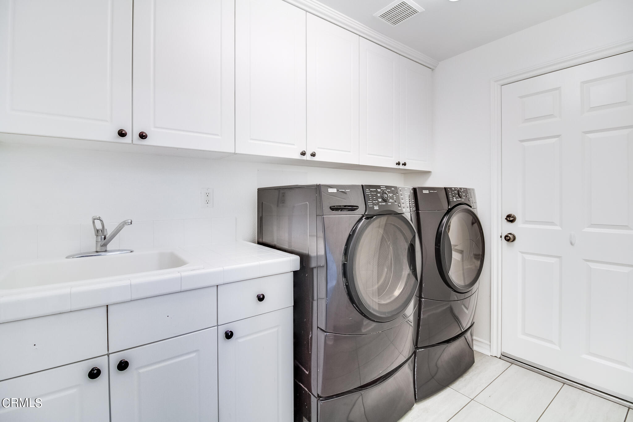 13625 Silver Oak Lane Moorpark, CA 93021 - Photo 26 of 44 13625 Silver Oak Ln - HsHProd-6