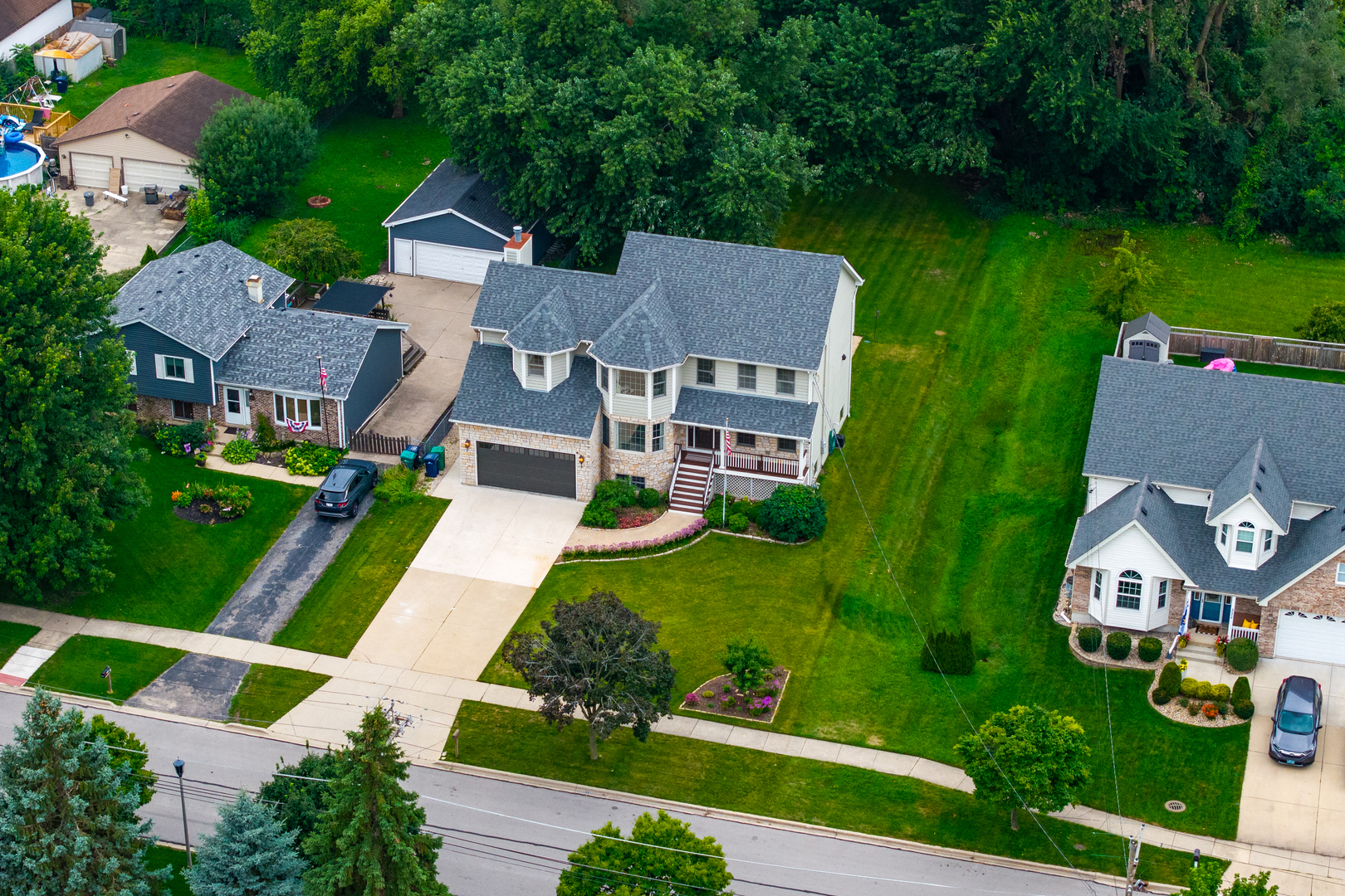 318 North West Road Lombard, IL 60148 - Photo 6 of 10 Gallery Image 6