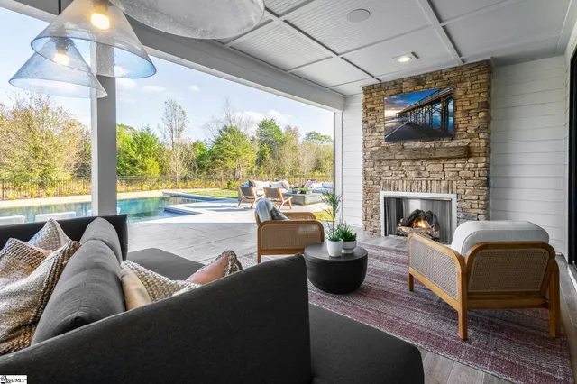 $995,000 | 215 Dapple Lane, Unit HOMESITE 14, Simpsonville, SC 29681