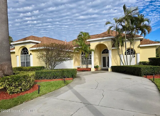 $625,000 | 300 Salida Drive, Indian Harbour Beach, FL 32937