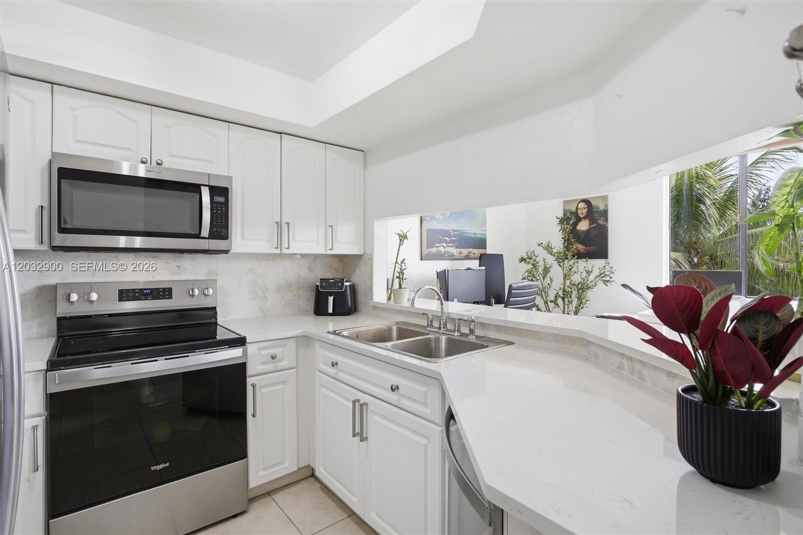 8335 Southwest 152nd Avenue, Unit B411 Miami, FL 33193 - Photo 4 of 27