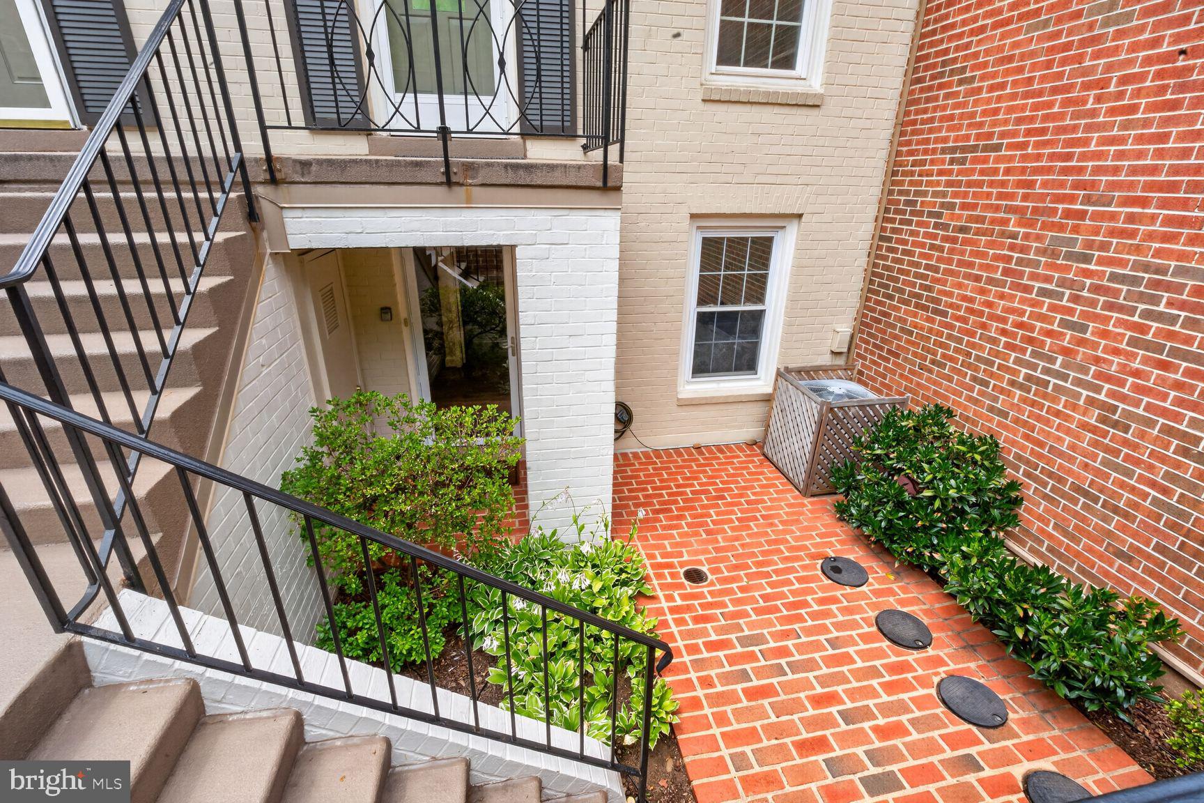 3271 Sutton Place Northwest, Unit D Washington, DC 20016 - Photo 21 of 28