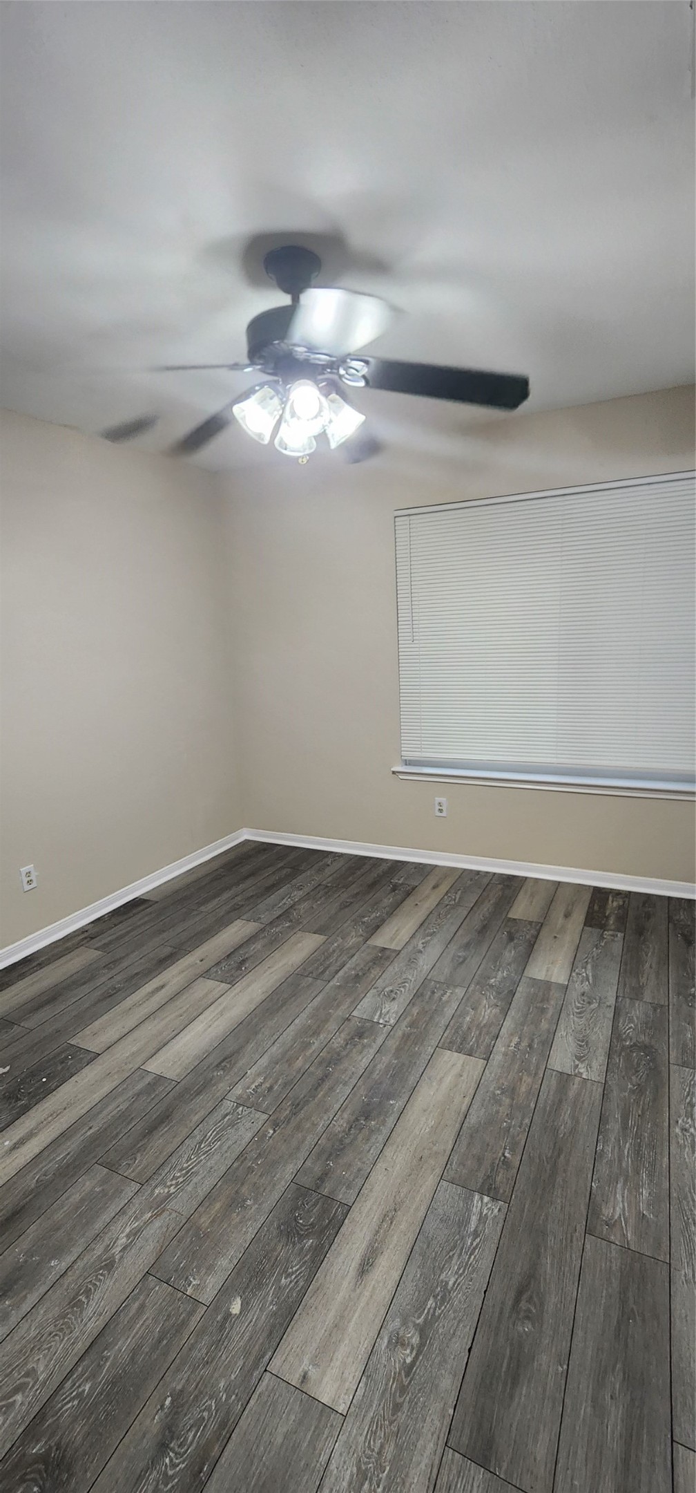 15215 Ensenada Drive Houston, TX 77083 - Photo 17 of 22 3rd Bedroom