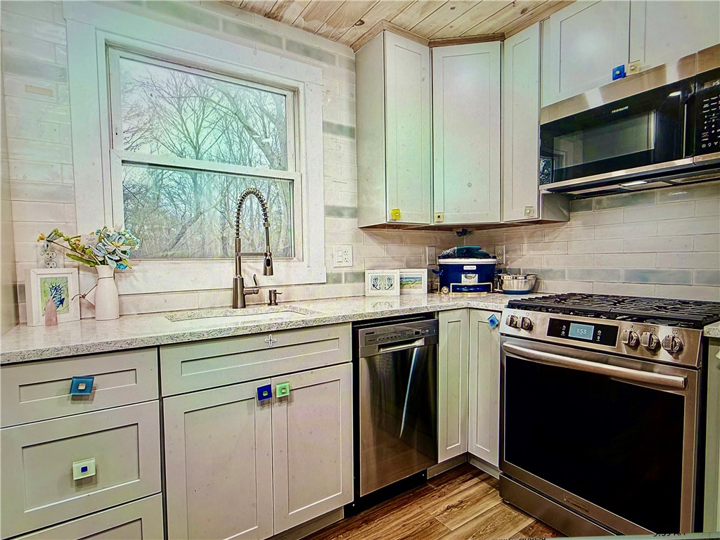 62 Biscuit City Road Charlestown, RI 02813 - Photo 11 of 20