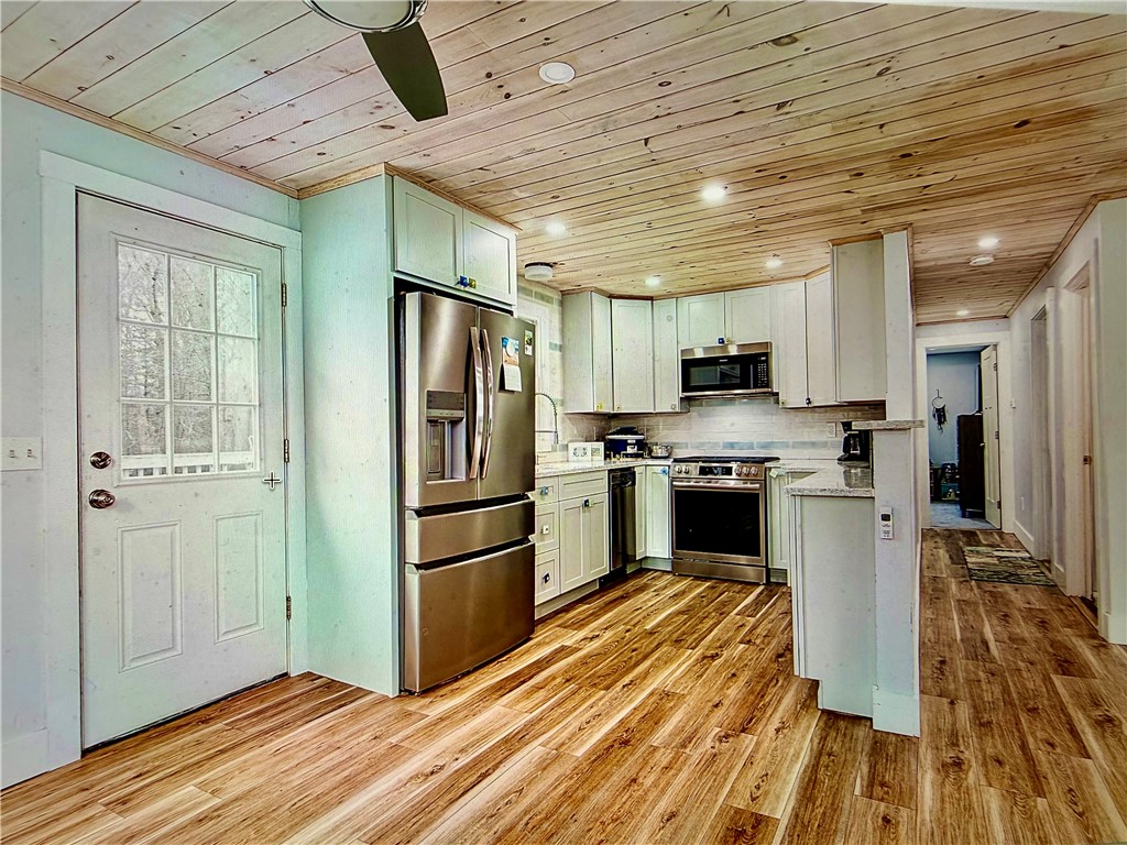 62 Biscuit City Road Charlestown, RI 02813 - Photo 9 of 20