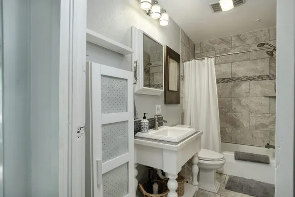 $1,875 | 1700 Eubank Street, Georgetown, TX 78626