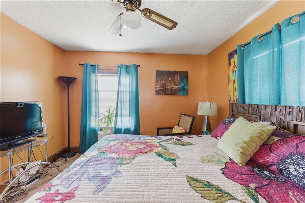 2360 Dellabrook Road Winston-Salem, NC 27105 - Photo 14 of 29
