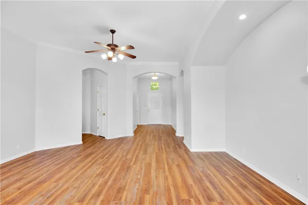 $3,400 | 5813 York Bridge Circle, Austin, TX 78749