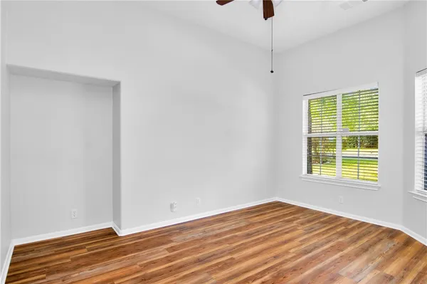 $3,400 | 5813 York Bridge Circle, Austin, TX 78749